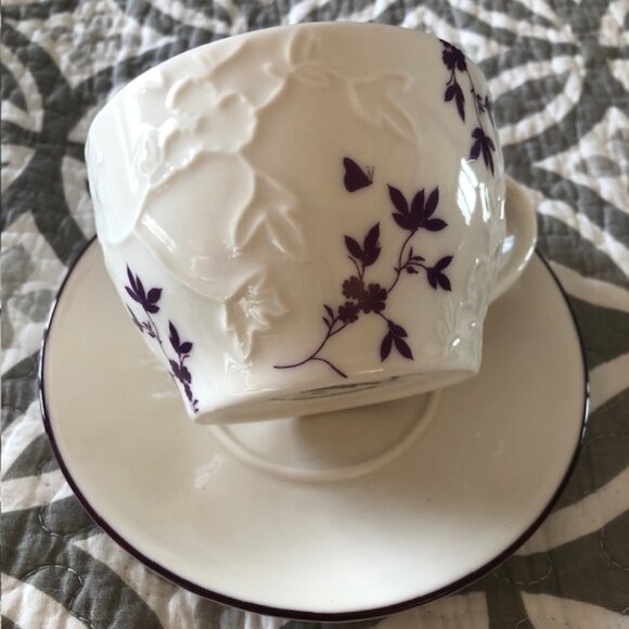 STARBUCKS Embossed Purple Leaves Design Mug/Tea Cup & Saucer, 2006 - Picture 7 of 9